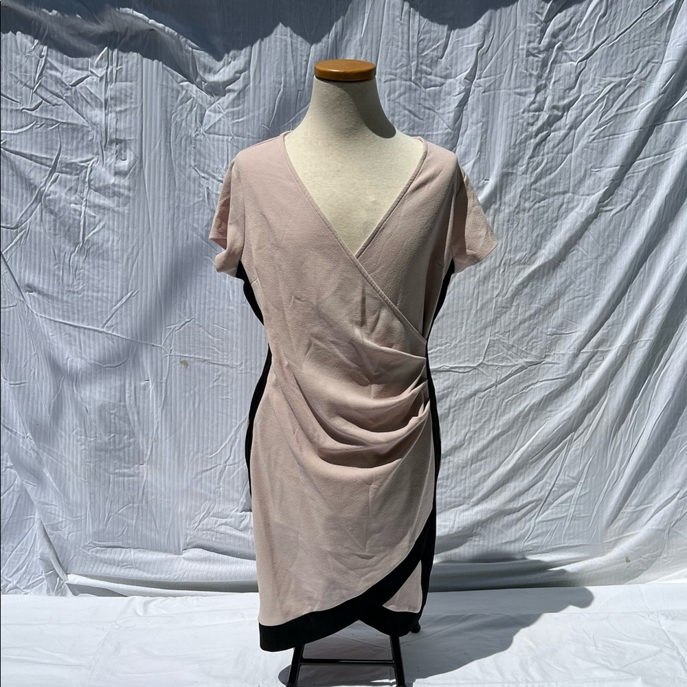 GUC Light Pink & Black Bodycon Dress